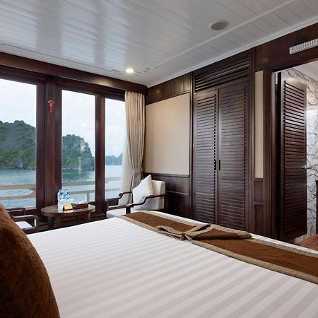 Ha Long Aqua Legend Cruise Hotel Exterior photo